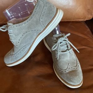 Cole Haan Dove Gray SUEDE Lace-up Oxfords sz 6 1/2 Campus Classic School staple